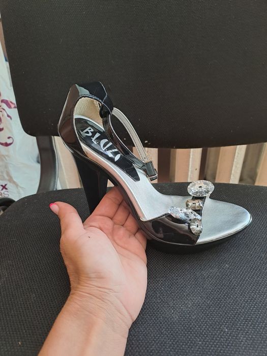 Летни секси обувки