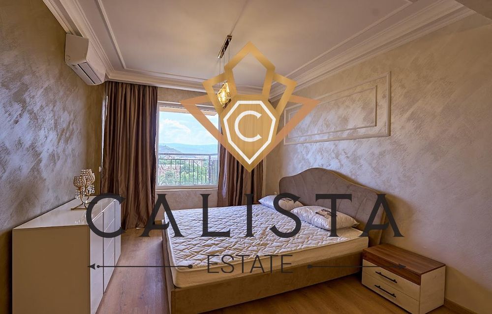 Дава се под наем Тристаен апартамент в Пловдив, Кършияка - 150 кв.м за 714 € - Снимка #6