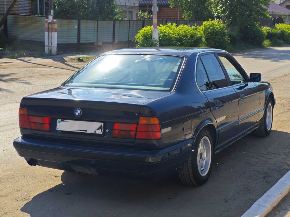 Продам BMW е34 520