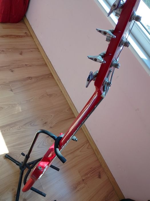 Бас китара Hohner