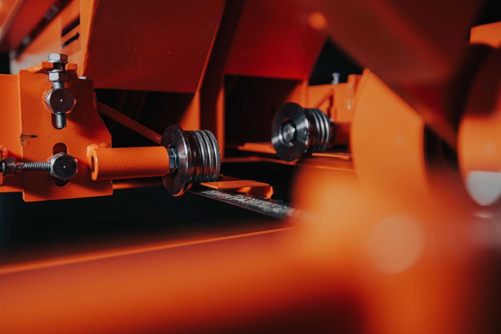 Двуглав Хоризонтален Банциг за Капаци и Палетни Дъски