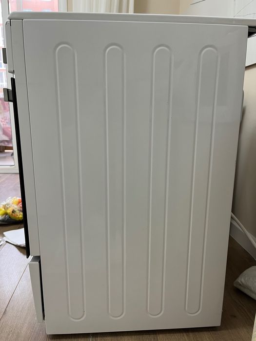 Плита с духовкой