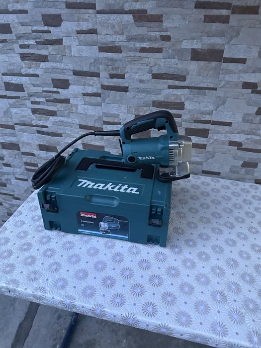 Ножица за ламарина Makita JS3201J /710 W, 3.2 мм./