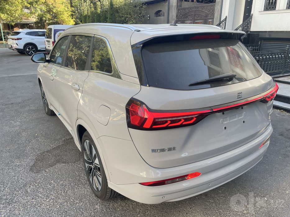 Срочно продается Dong fenglong e5+