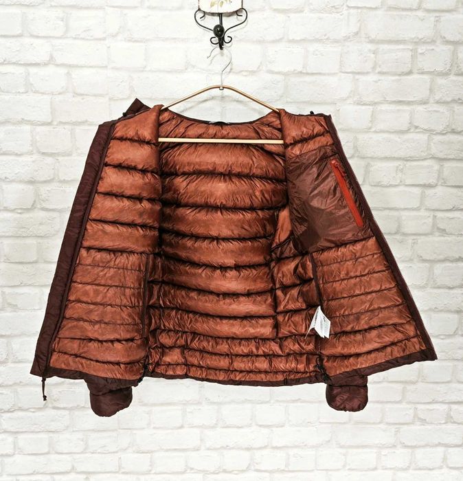 Arcteryx Оригинално дамско яке с пух и качулка размер S