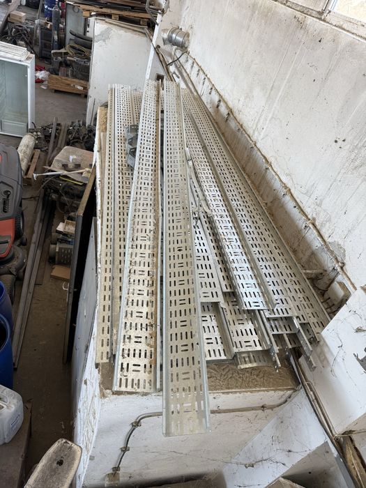 Продавам поцинковани кабелни скари - 50 м.