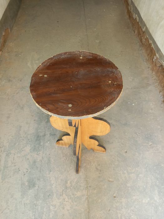 Eski mebila sotiladi