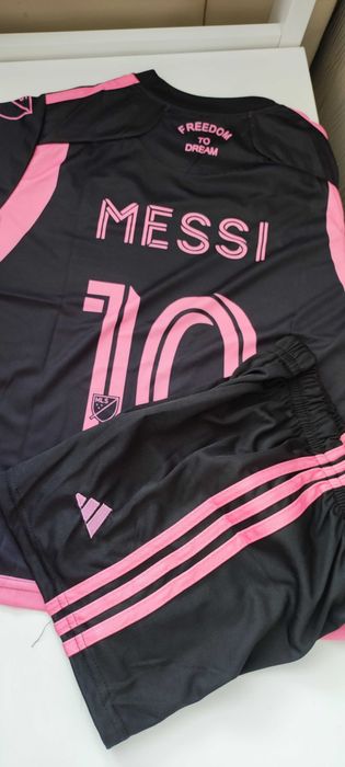 Футболни екипи от р104-р176(юноши)