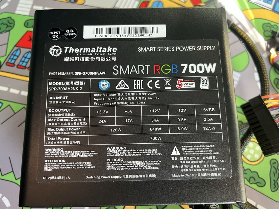 Sursa thermaltake RGB 700 W 80+