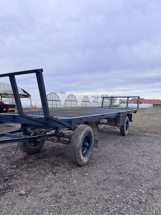 Trailer pentru baloti