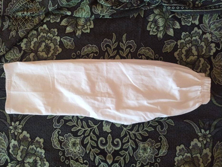 Продам Кимоно цвет белый