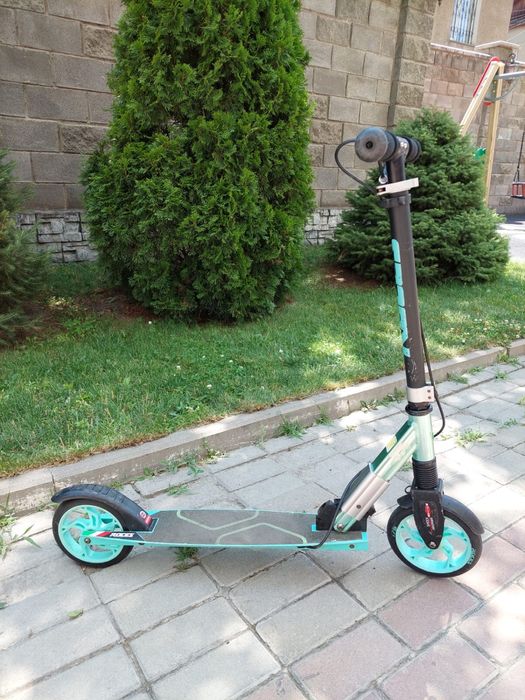 Продается самокат Roces, 175 mm