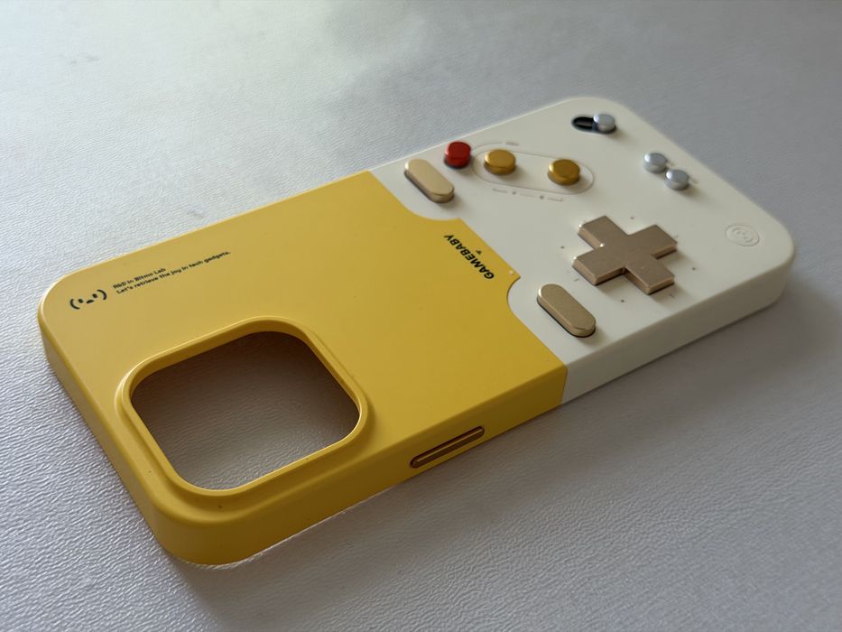 Чехол GameBaby для iPhone 15 Pro Max (CES 2024)
