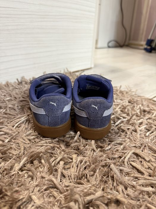 Маратонки nike и puma 26 номер