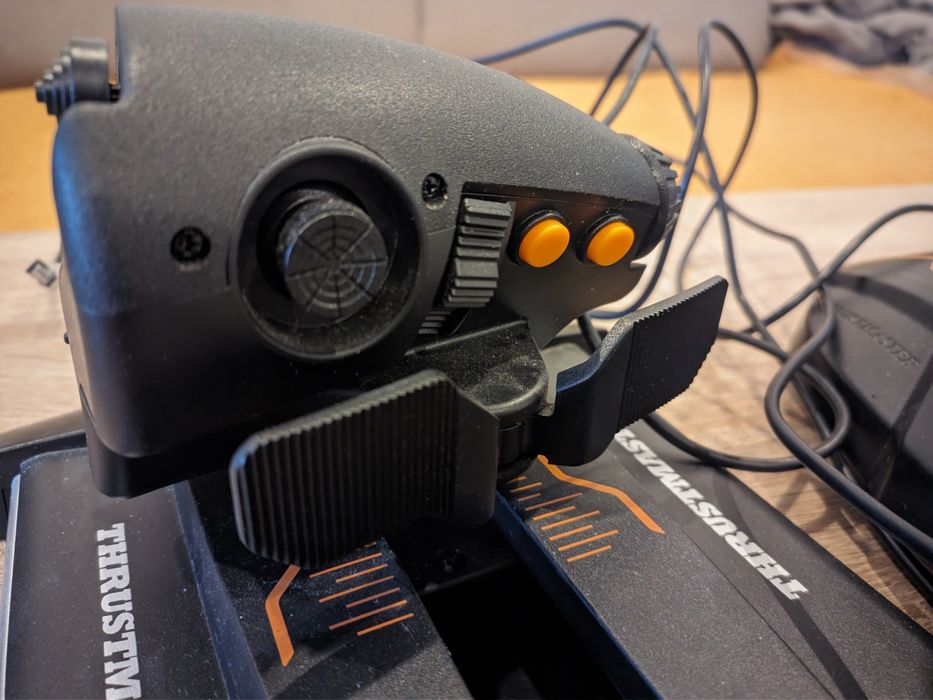 Thrustmaster T-16000 M - simulator avion