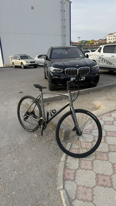 Giant escape 220 000