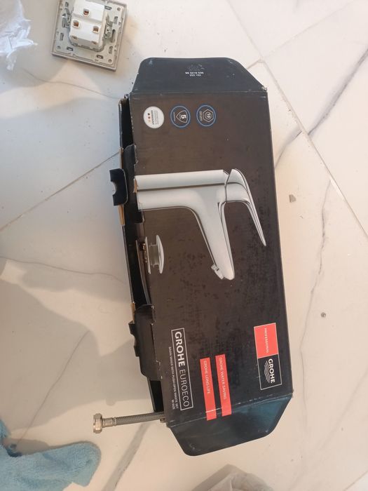 Смеситель грое новый