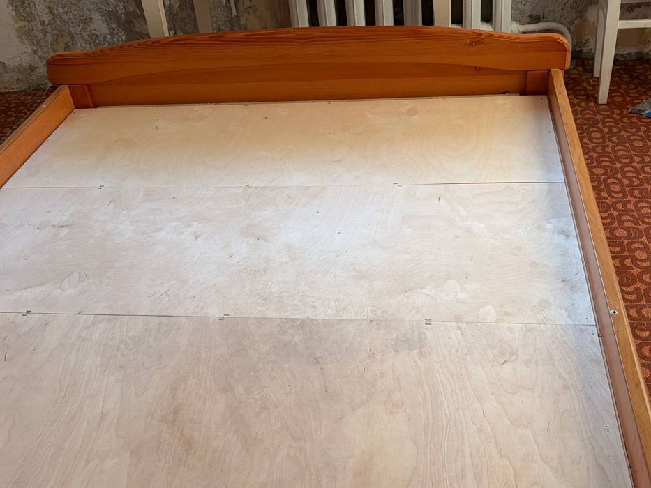 Продам кровать 160×200