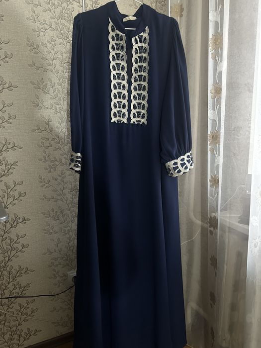 Вечернее платье