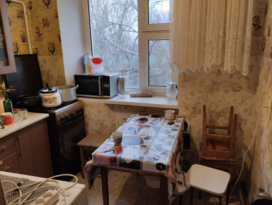 Срочно продам 3 комн.кв. 2 рабочий