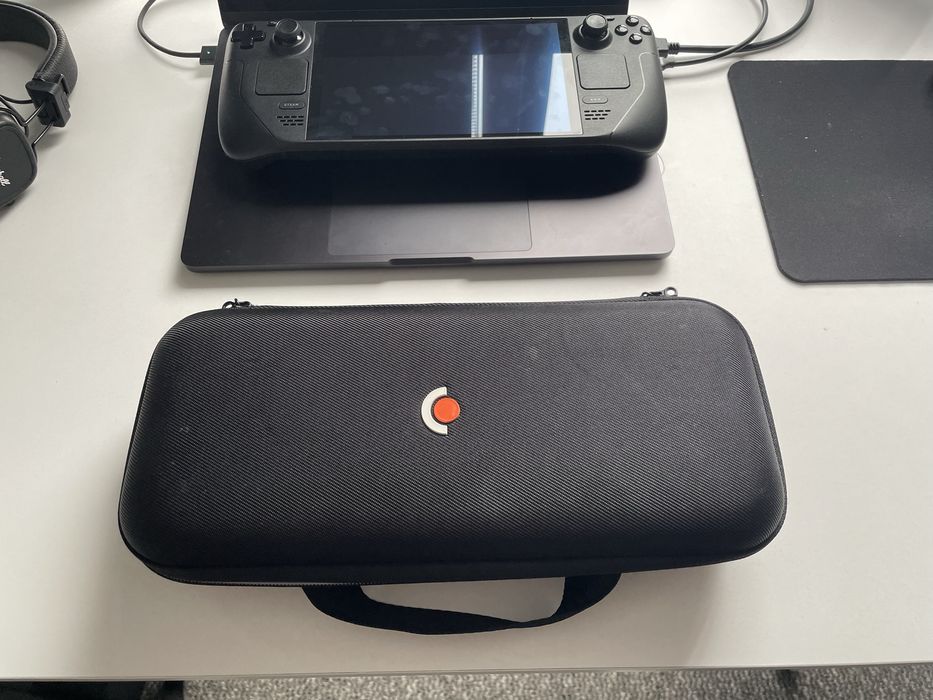 Продам Steamdeck OLED