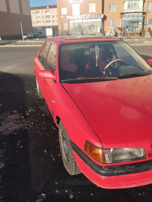 Мазда 323 седан 1989 гв