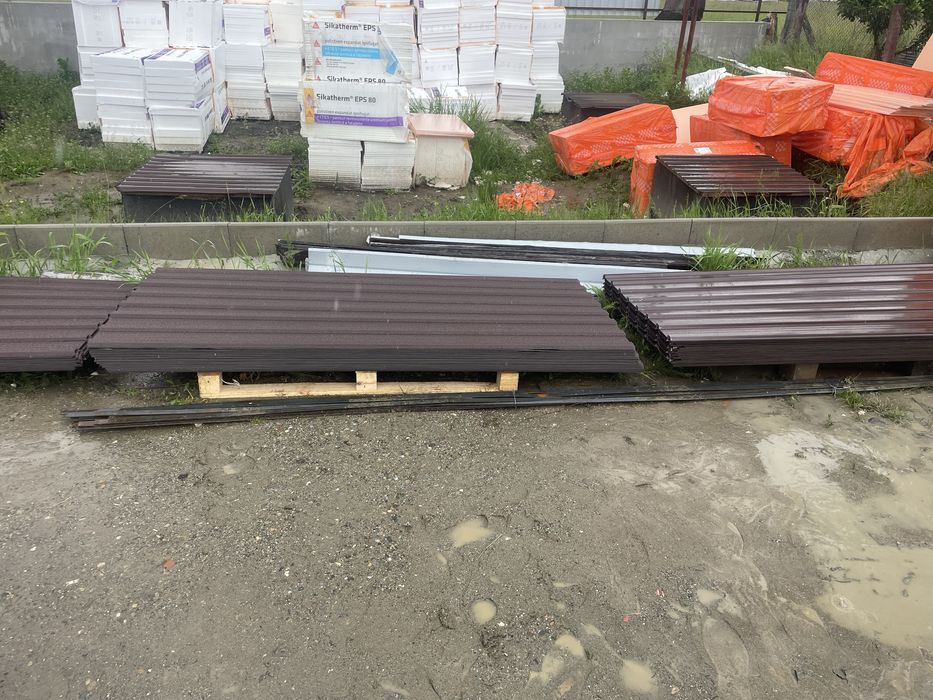 Vand tabla cutata pentru acoperis si gard