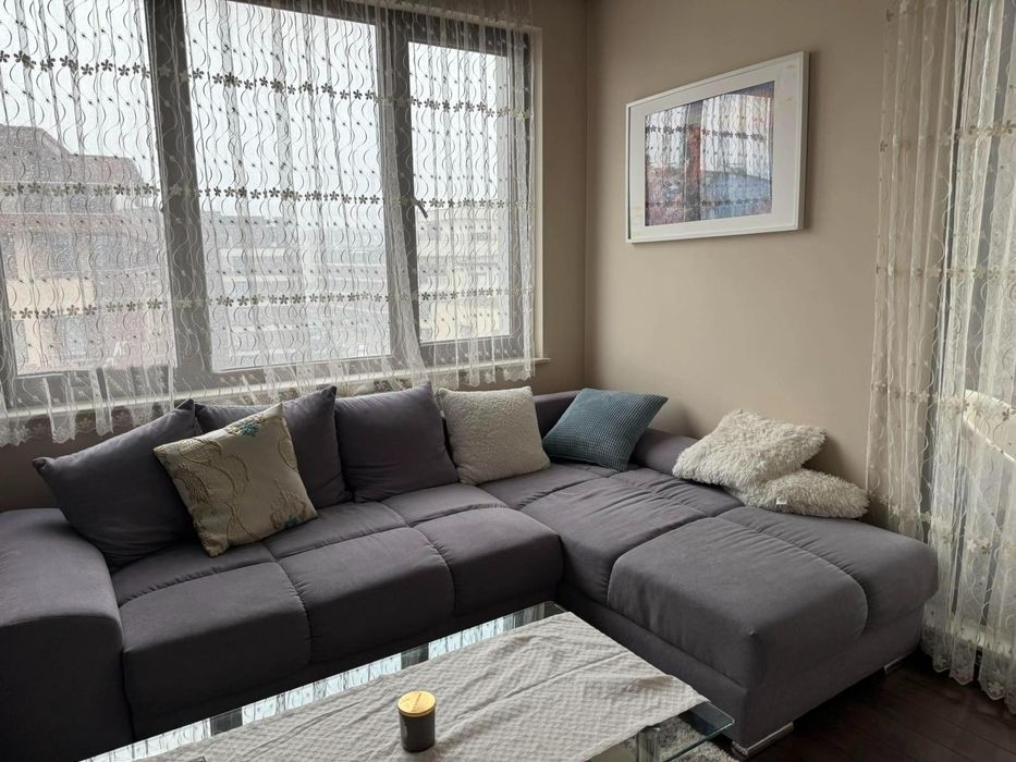 Дава се под наем Тристаен апартамент в София, Малинова долина - 93 кв.м за 850 € - Снимка #1