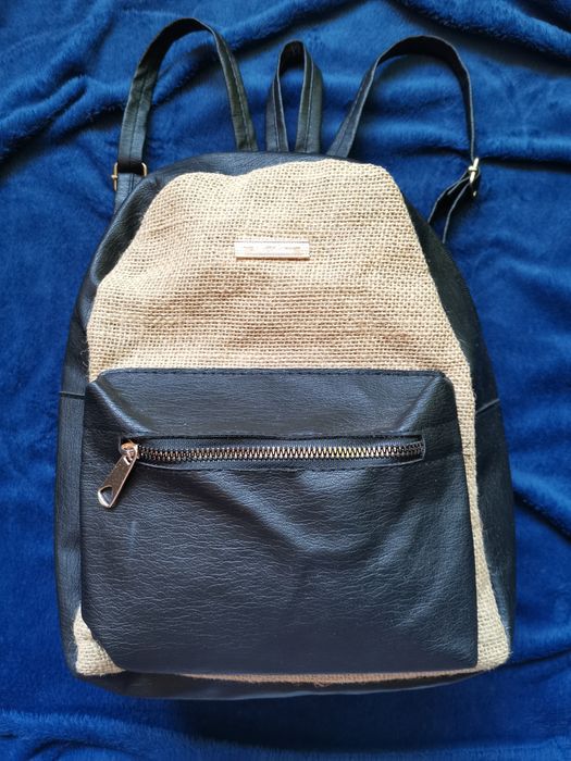 Дамска ежедневна раничка