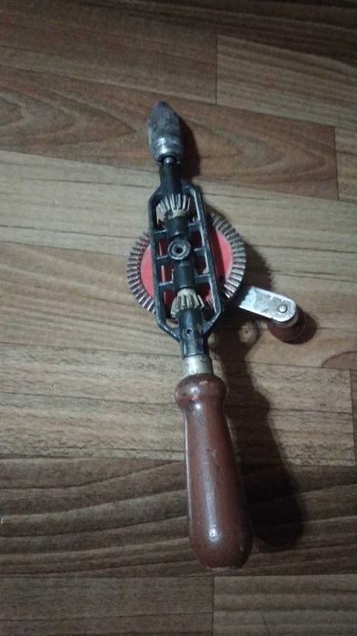 Продам механический ручной дрель