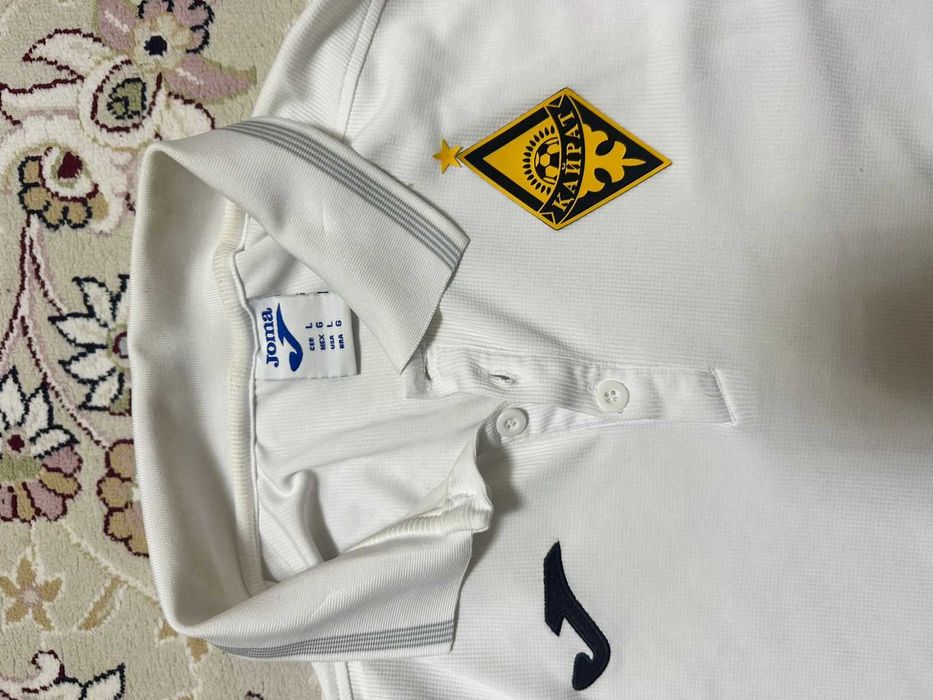 Поло футбольной команды Кайрат