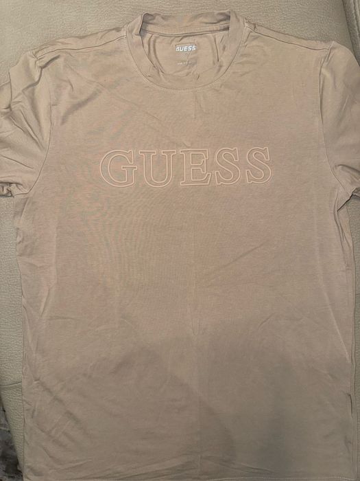Мъжка тениска на Guess ОРИГИНАЛНА