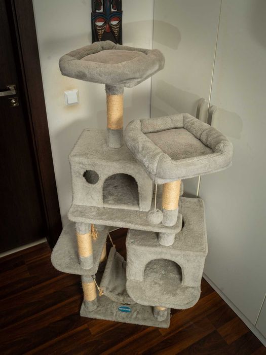Ansamblu de joacă și zgâriat pentru pisici Hey Brother, 145 cm, stare excelentă