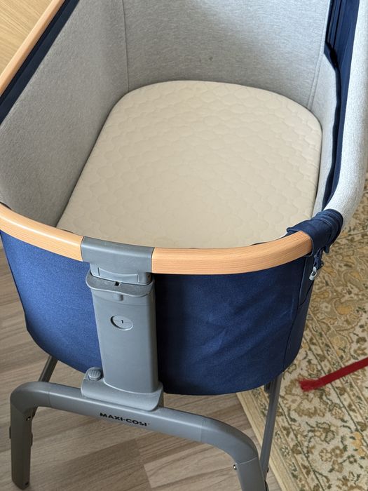 Детско креватче next to me maxi cosi