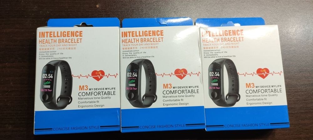 Смарт часовник + слушалки + фитнес гривна