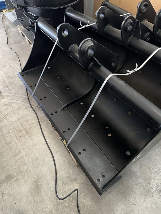 Хидравличен чук,къртач за комбиниран багер JCB и HIDROMEK