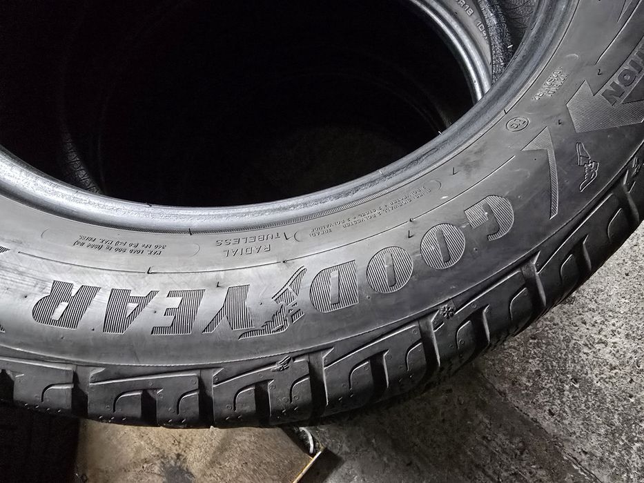 Goodyear 235/55 R18 104H MS iarnă