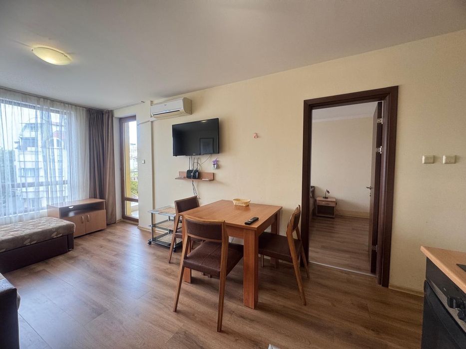 Апартамент под наем, Несебър