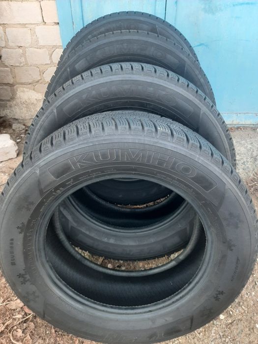 Продам шины 215/60/16 кумхо