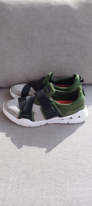 REPLAY - перфектни сникърси 40 номер