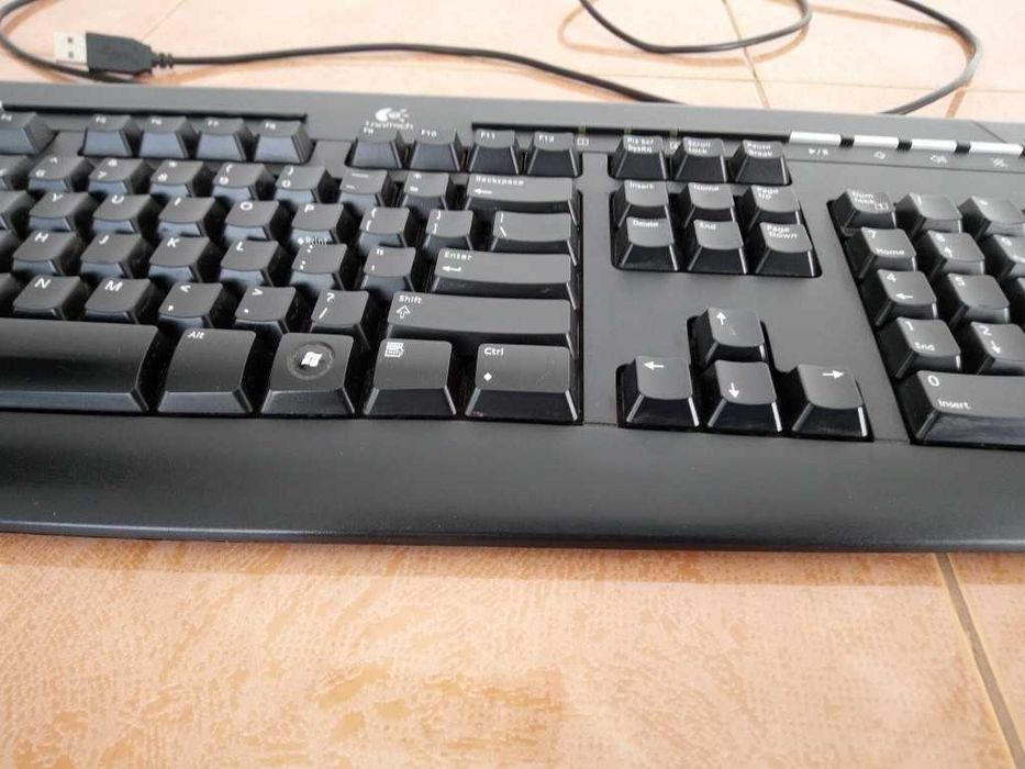 Tastatură Logitech Internet 350 – Fiabilitate Clasică