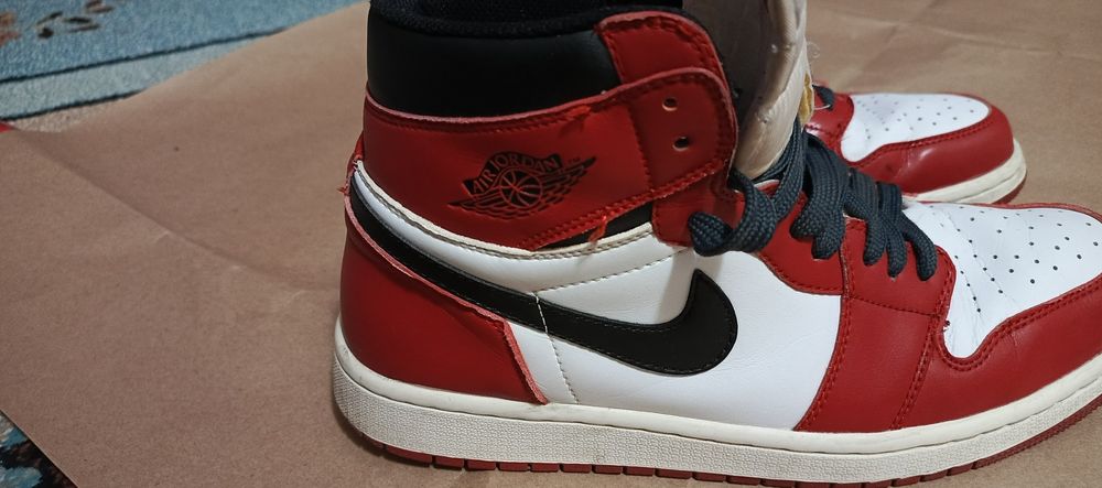 Продам крассовку Найк хорошего состояния