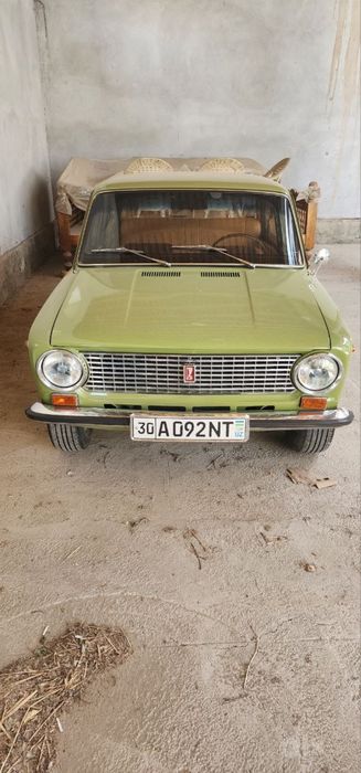 1975 yil Jiguli 21011