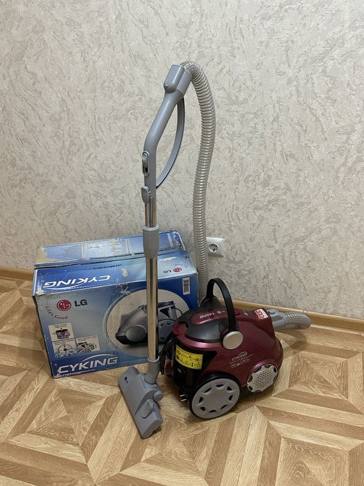 Продам пылесос LG