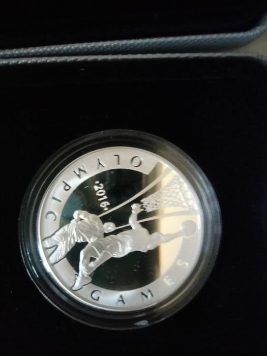 Продам серебряные монеты