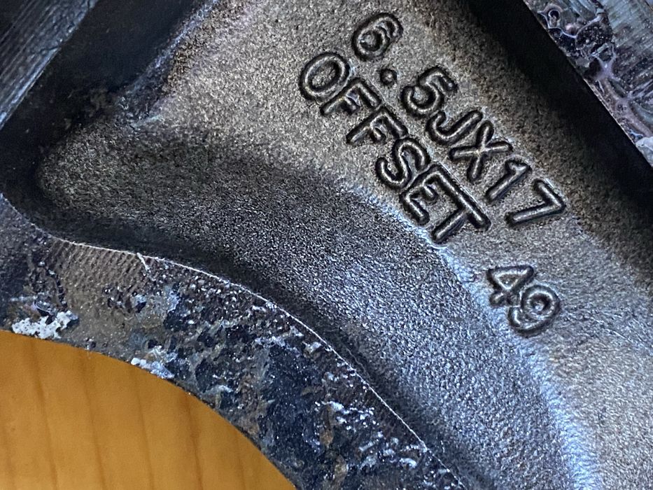 17 цола 4 х 100 мм Киа Рио , Стоник , Kia Rio , Stonik