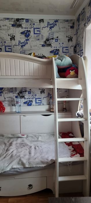 Кровать двухярусная