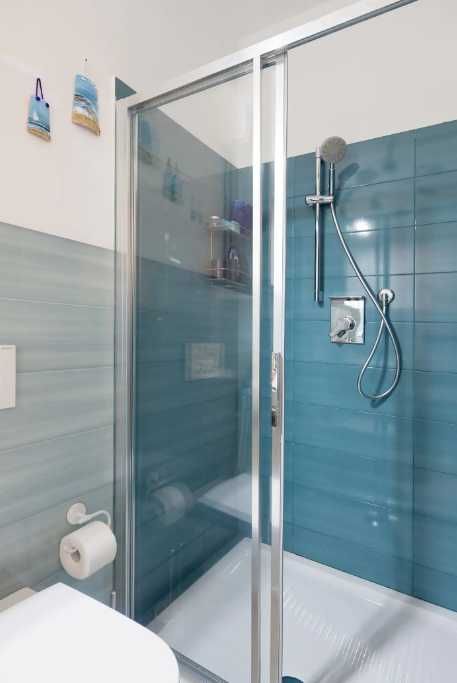 Дава се под наем Двустаен апартамент в Пловдив, Център - 69 кв.м за 290.7 € - Снимка #2