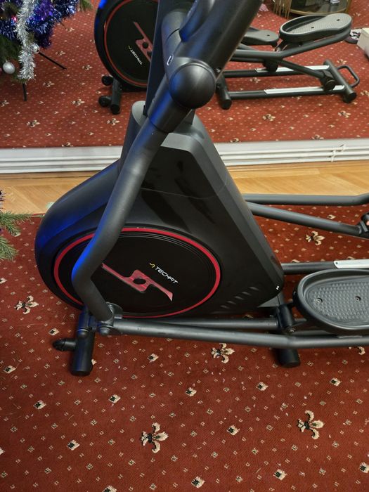 Vand bicicleta eliptica fitness Techfit FW700