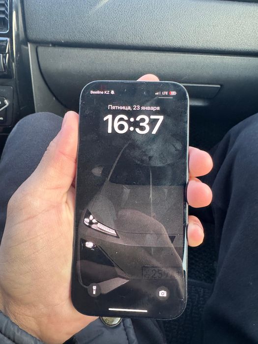 Iphone 16. 128gb память.